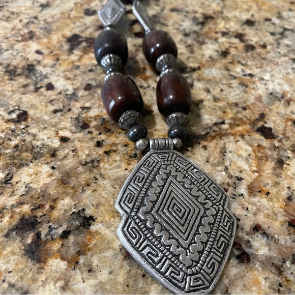 Tribal/ethnic chunky earth tone beaded necklace - Picture 2 of 6